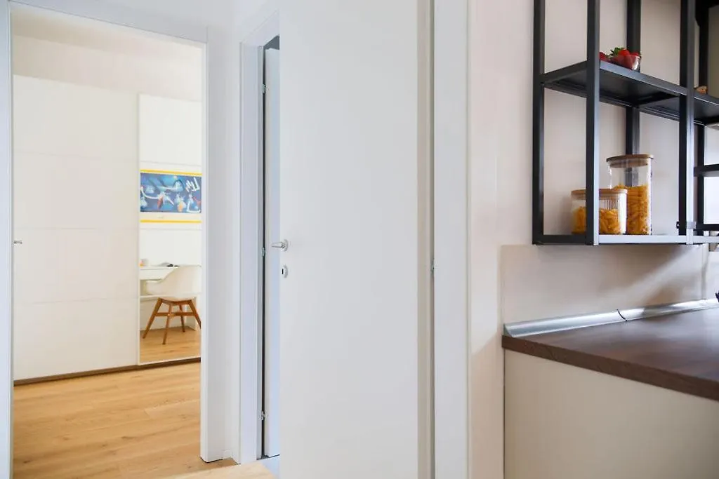 The Best Rent - Cozy One-Bedroom Apartment In Porta Romana Area Milán