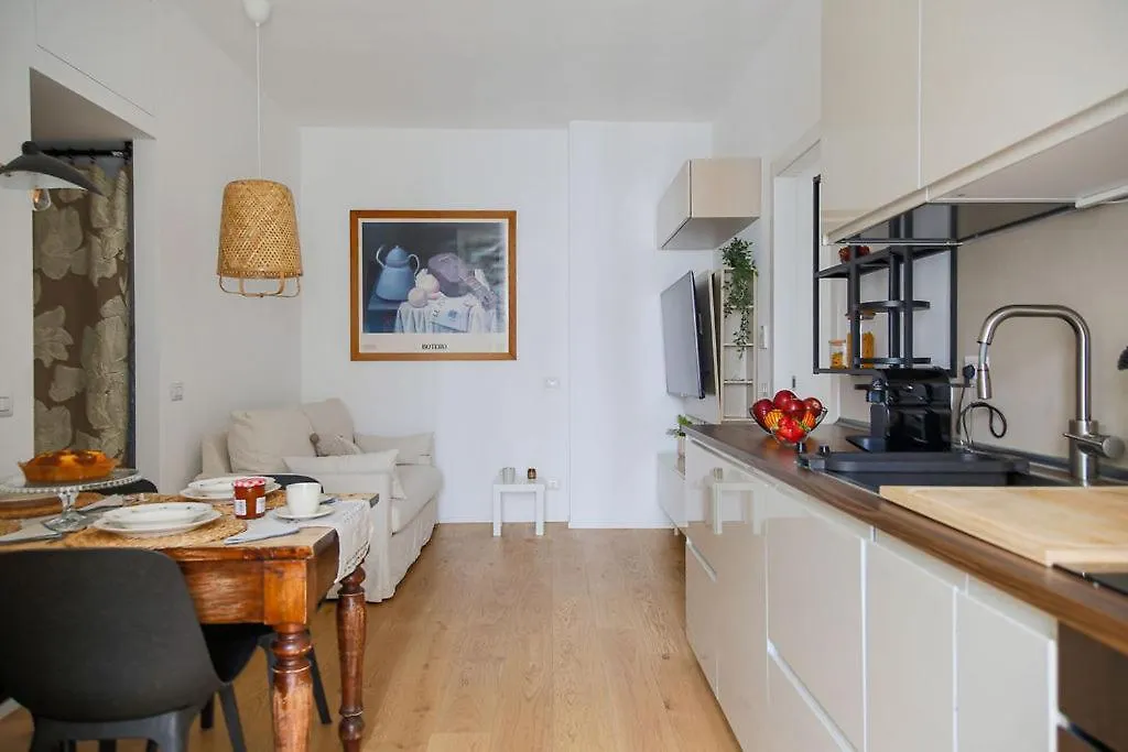 The Best Rent - Cozy One-Bedroom Apartment In Porta Romana Area Milán Itálie